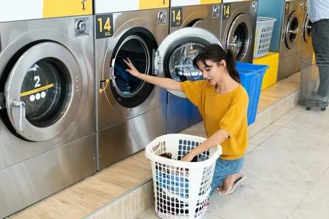 What Does a Commercial Laundry Distributor Do?