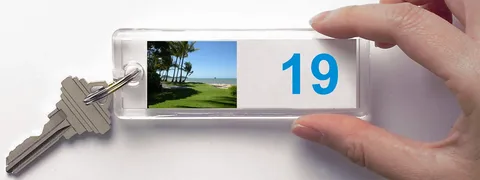 How Hotel Room Key Tags Create A First Impression Guests Remember?
